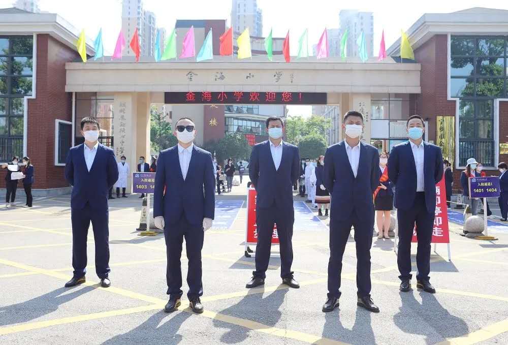 圣澳威斯為金海小學打造職工與校服形象標桿！